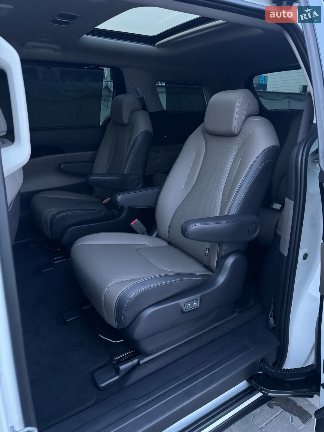 2024 Kia Carnival - мініатюра 46