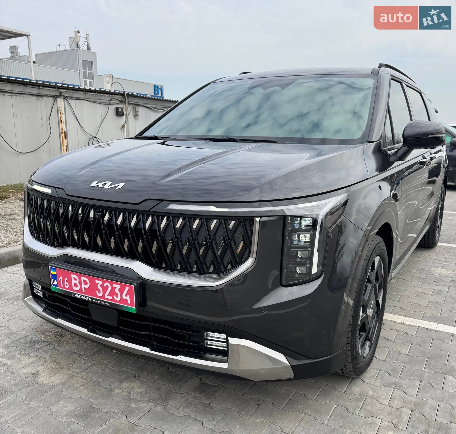 2024 Kia Carnival - фото 1