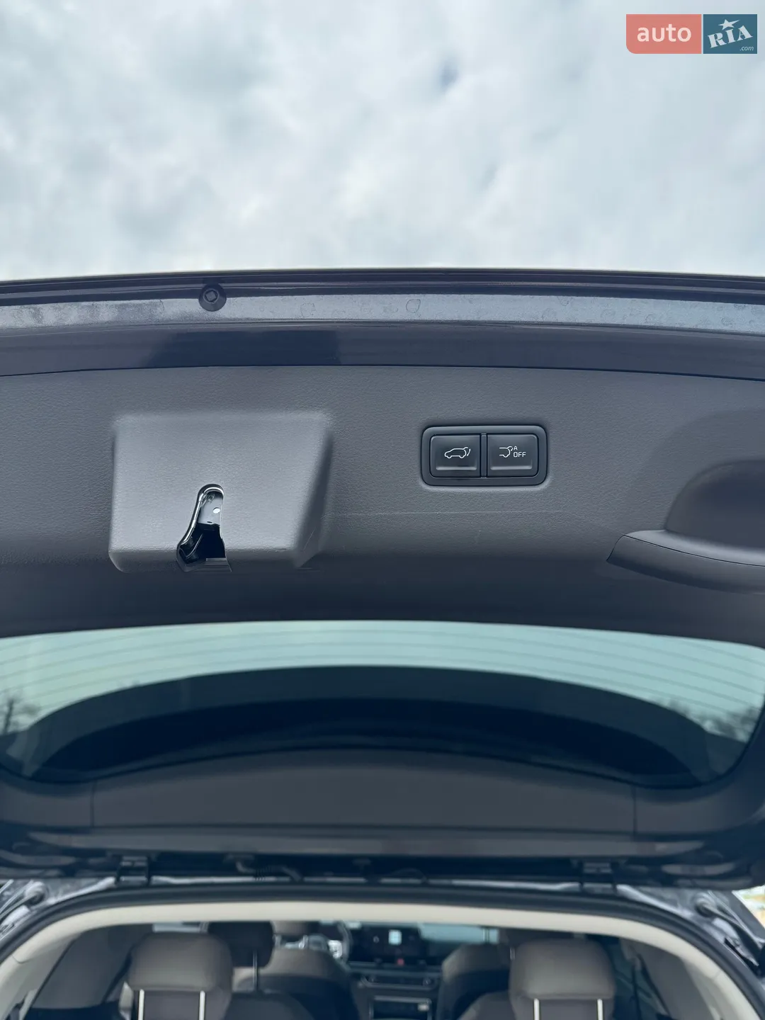 2024 Kia Carnival - мініатюра 20