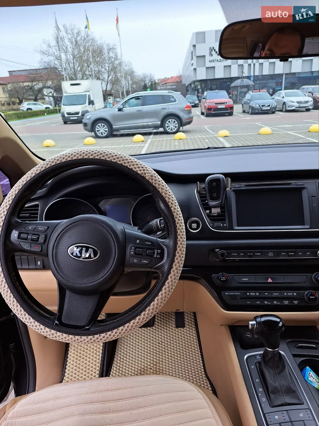 2014 Kia Carnival - мініатюра 13