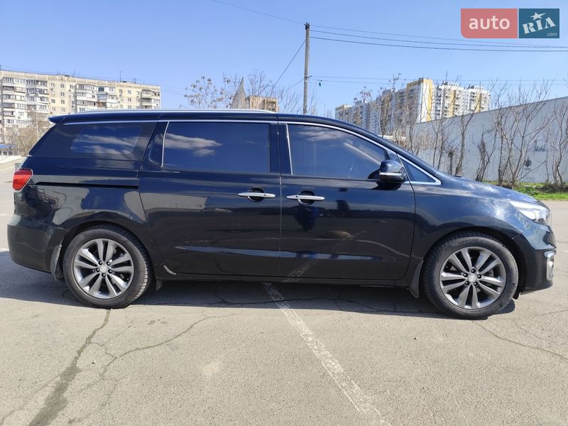 Мінівен Kia Carnival 2016 в Одесі фото 6 Мінівен Kia Carnival 2016 в Одесі