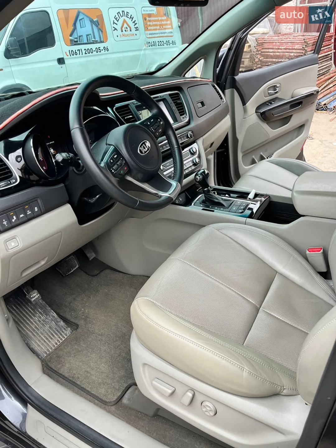 2015 Kia Carnival - мініатюра 29