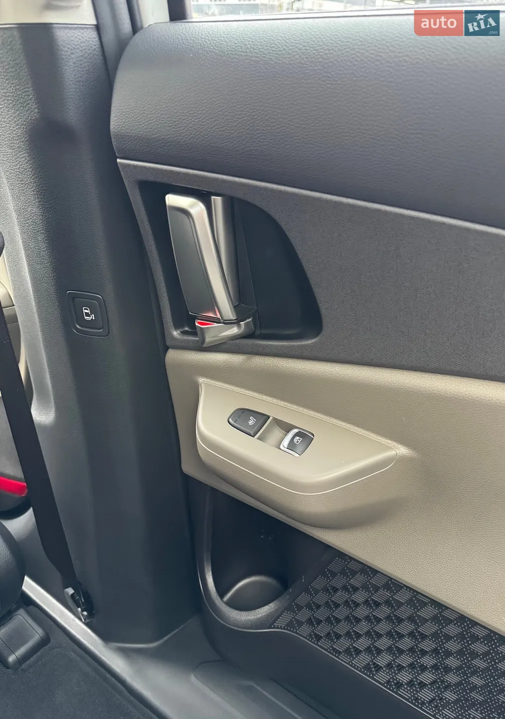 2024 Kia Carnival - мініатюра 46