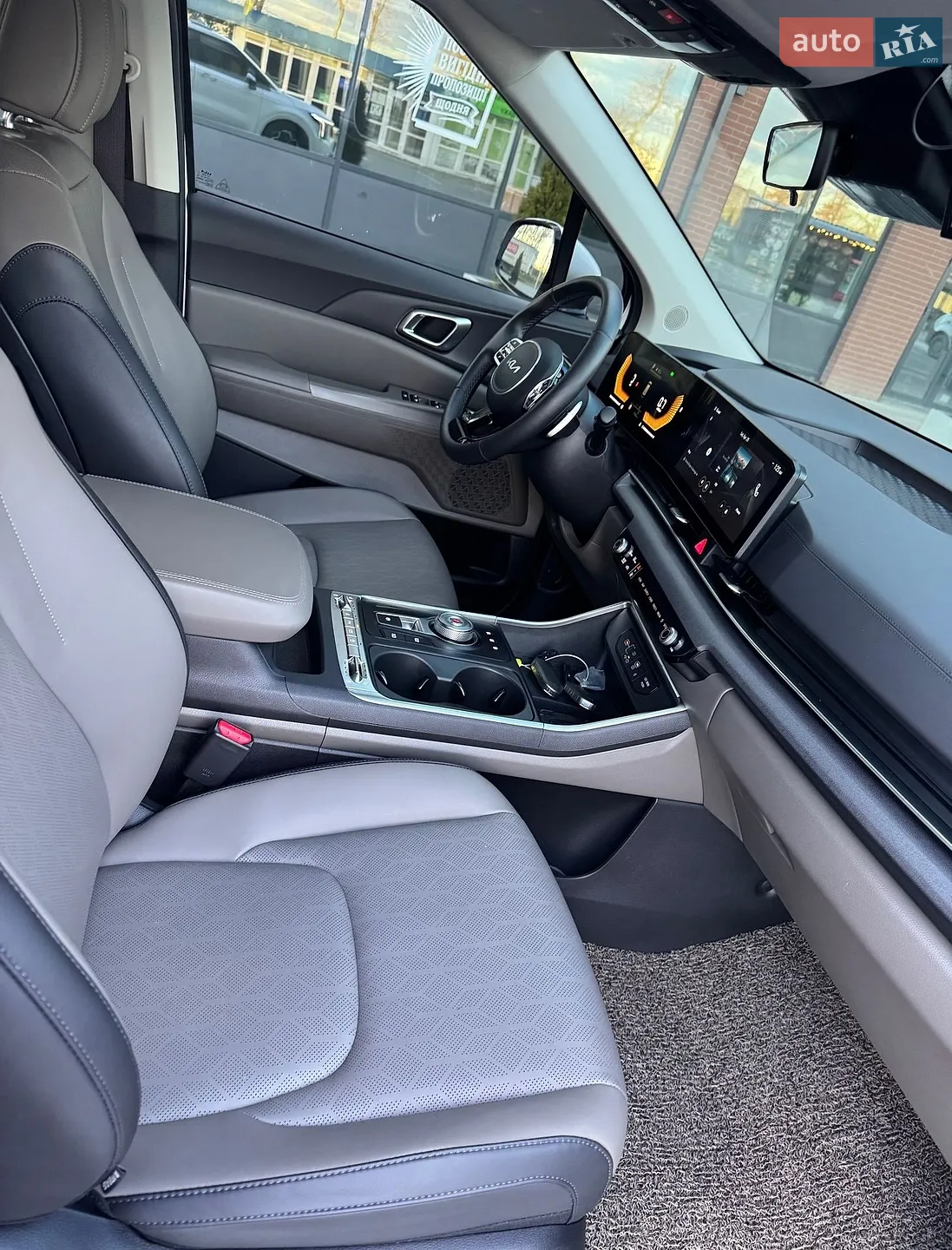 2024 Kia Carnival - мініатюра 54