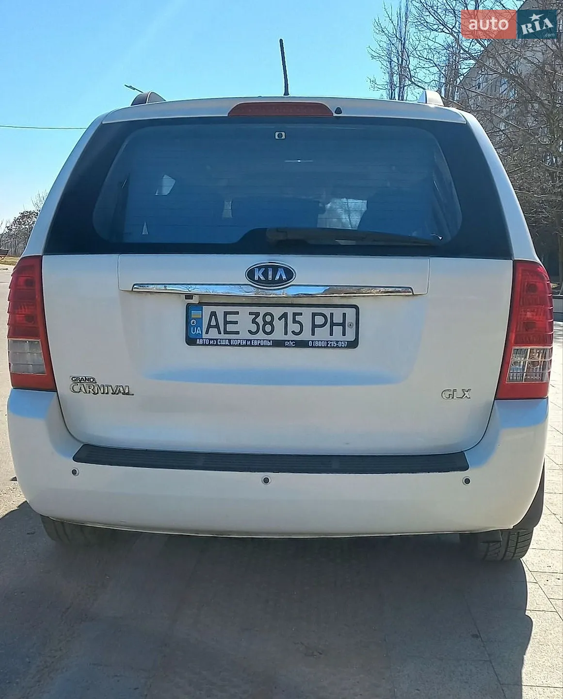 2011 Kia Carnival - мініатюра 2