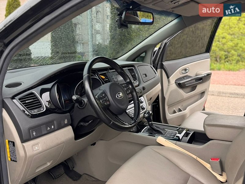 Минивэн Kia Carnival 2015 в Житомире фото 23 Минивэн Kia Carnival 2015 в Житомире