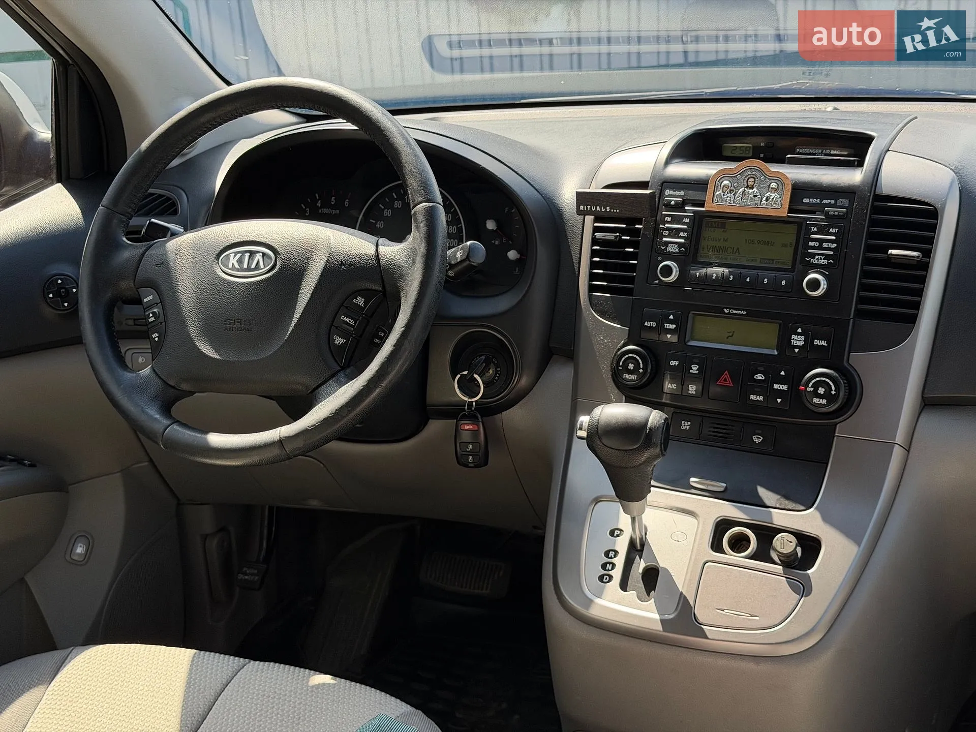 2012 Kia Carnival - мініатюра 23