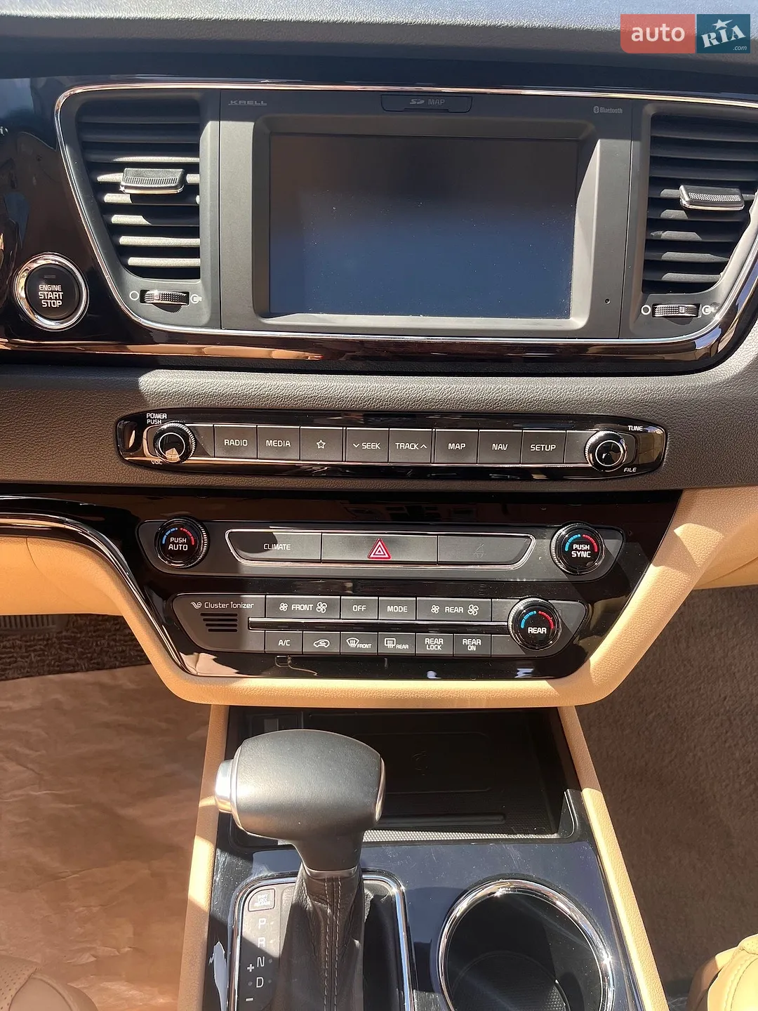 2018 Kia Carnival - мініатюра 19