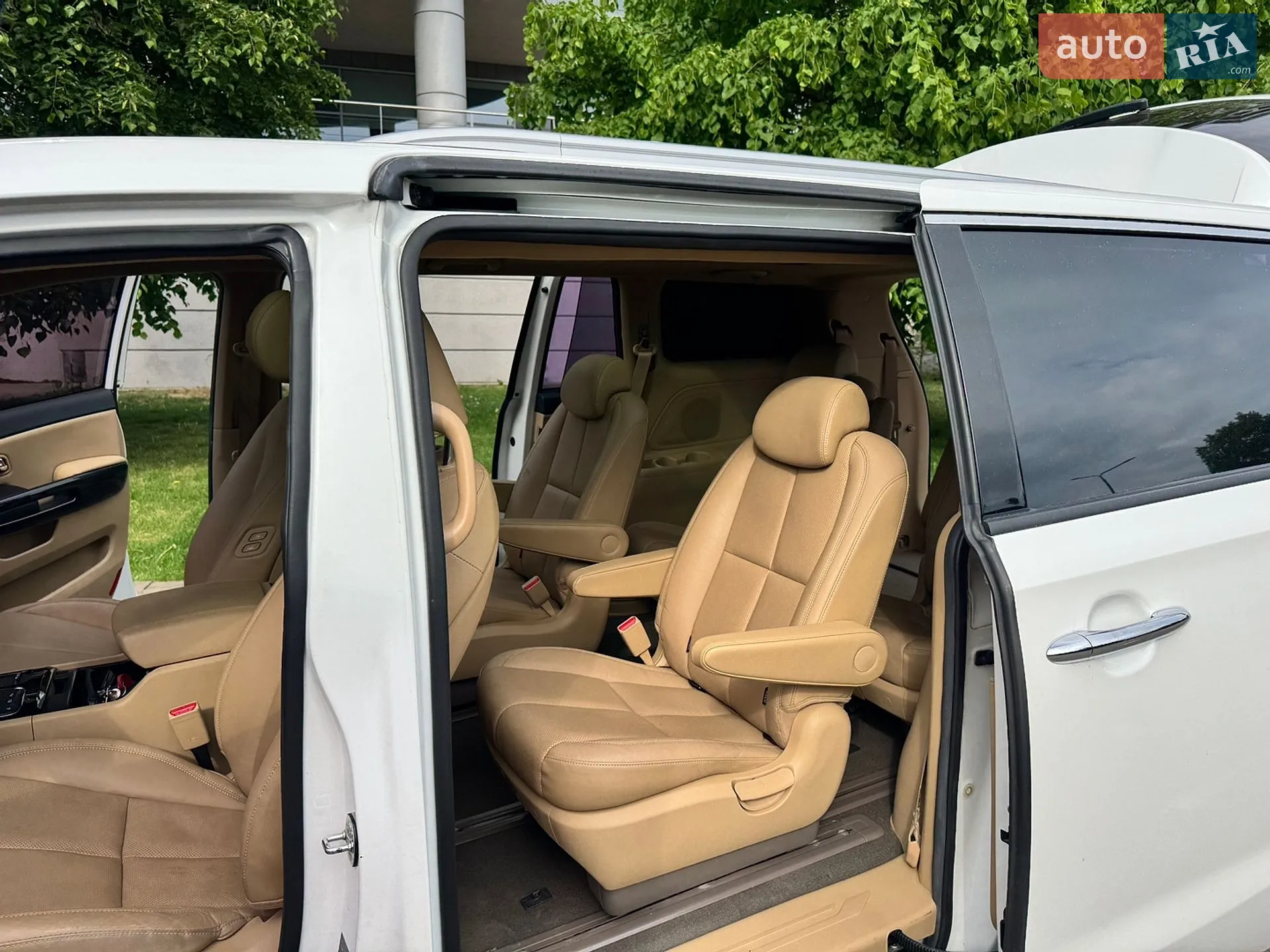 2018 Kia Carnival - мініатюра 22