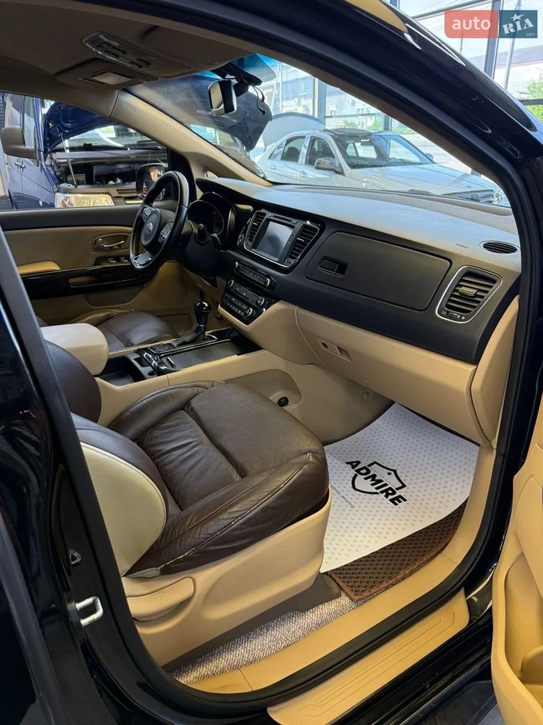 2014 Kia Carnival - мініатюра 13