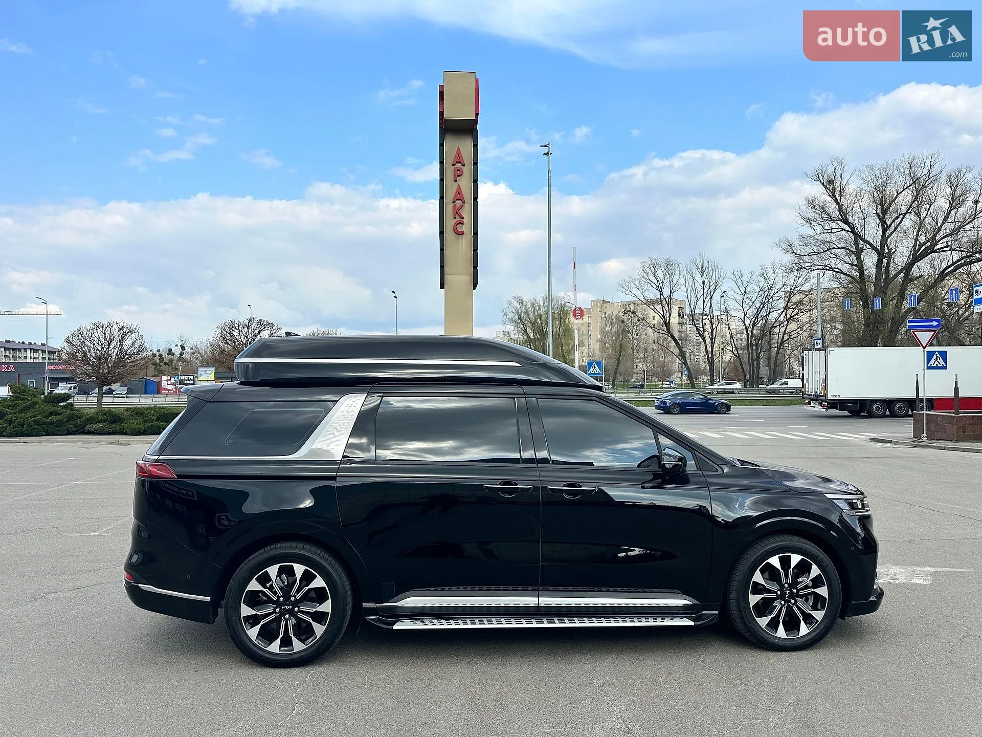 2021 Kia Carnival - мініатюра 8