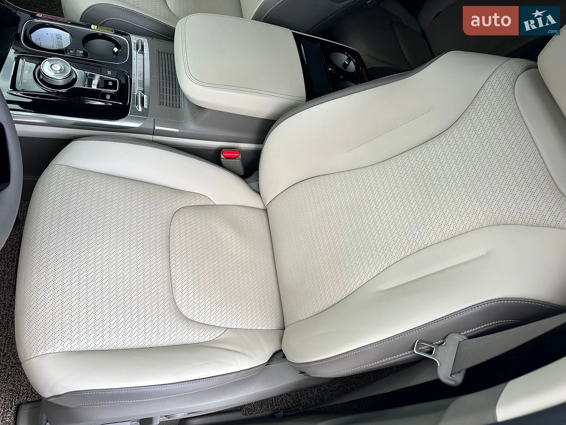 2021 Kia Carnival - мініатюра 12