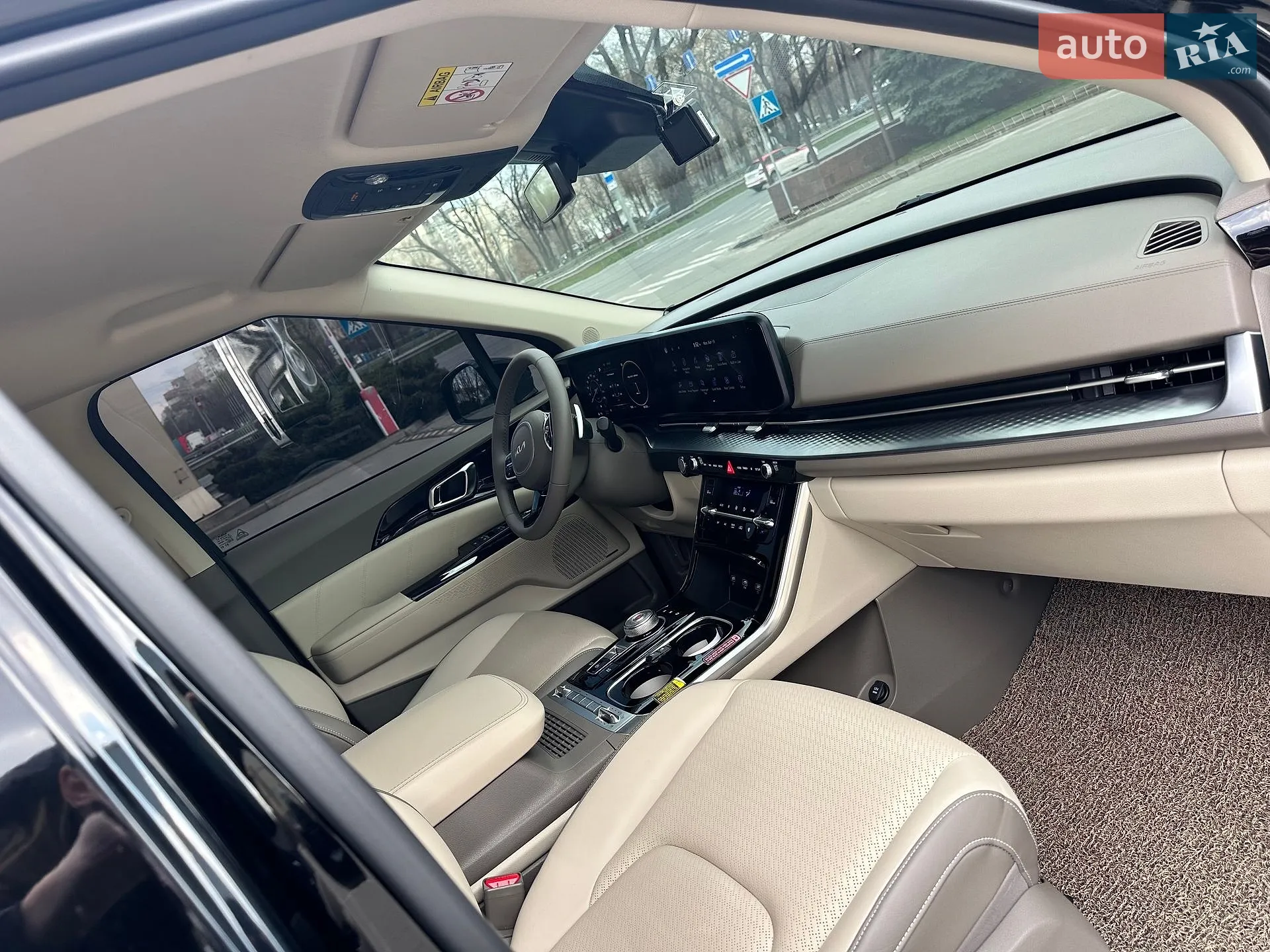 2021 Kia Carnival - мініатюра 30