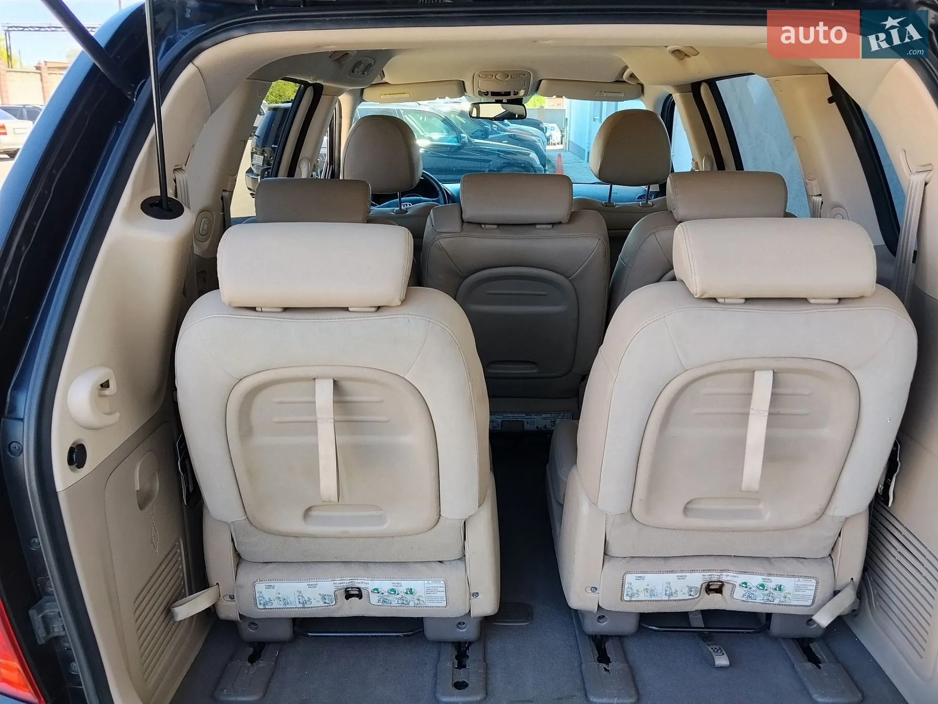 2012 Kia Carnival - мініатюра 13