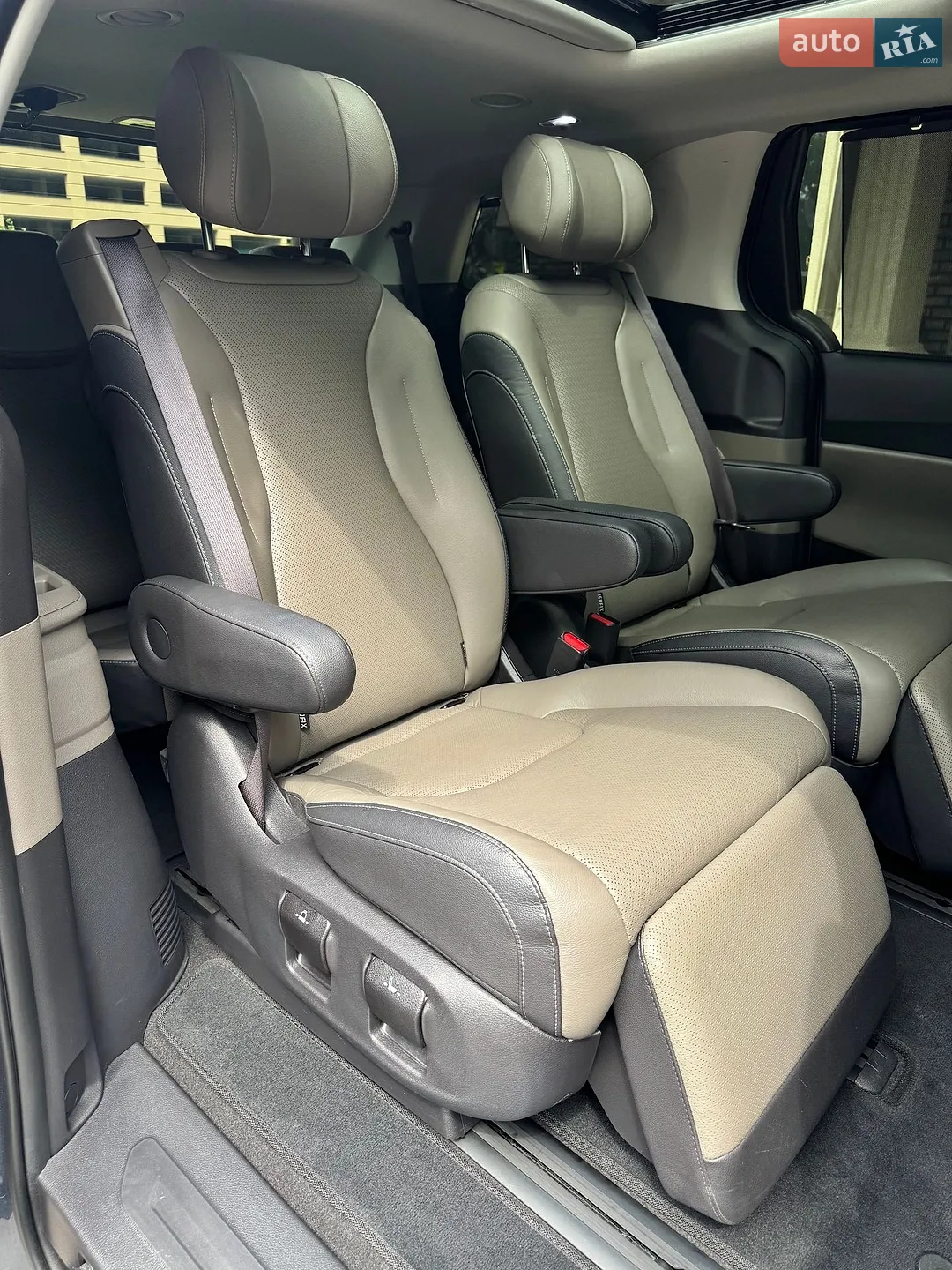 2024 Kia Carnival - мініатюра 27