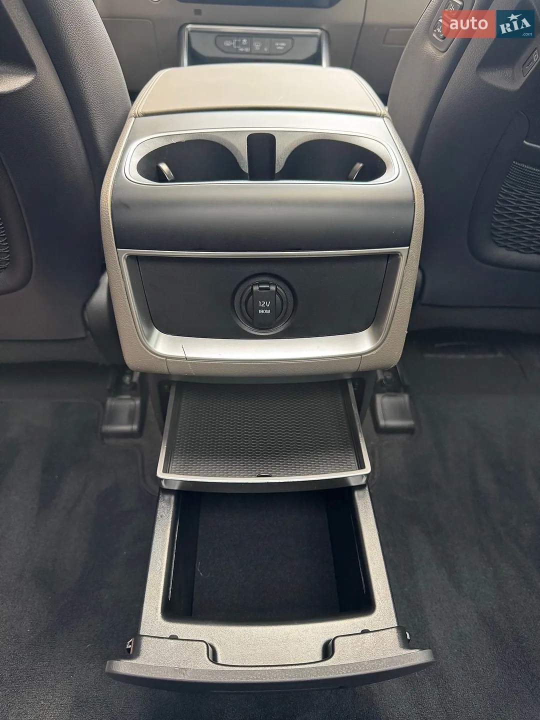 2024 Kia Carnival - мініатюра 42