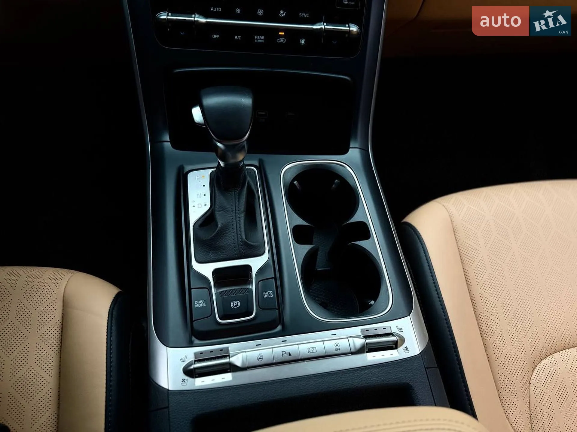 2021 Kia Carnival - мініатюра 21