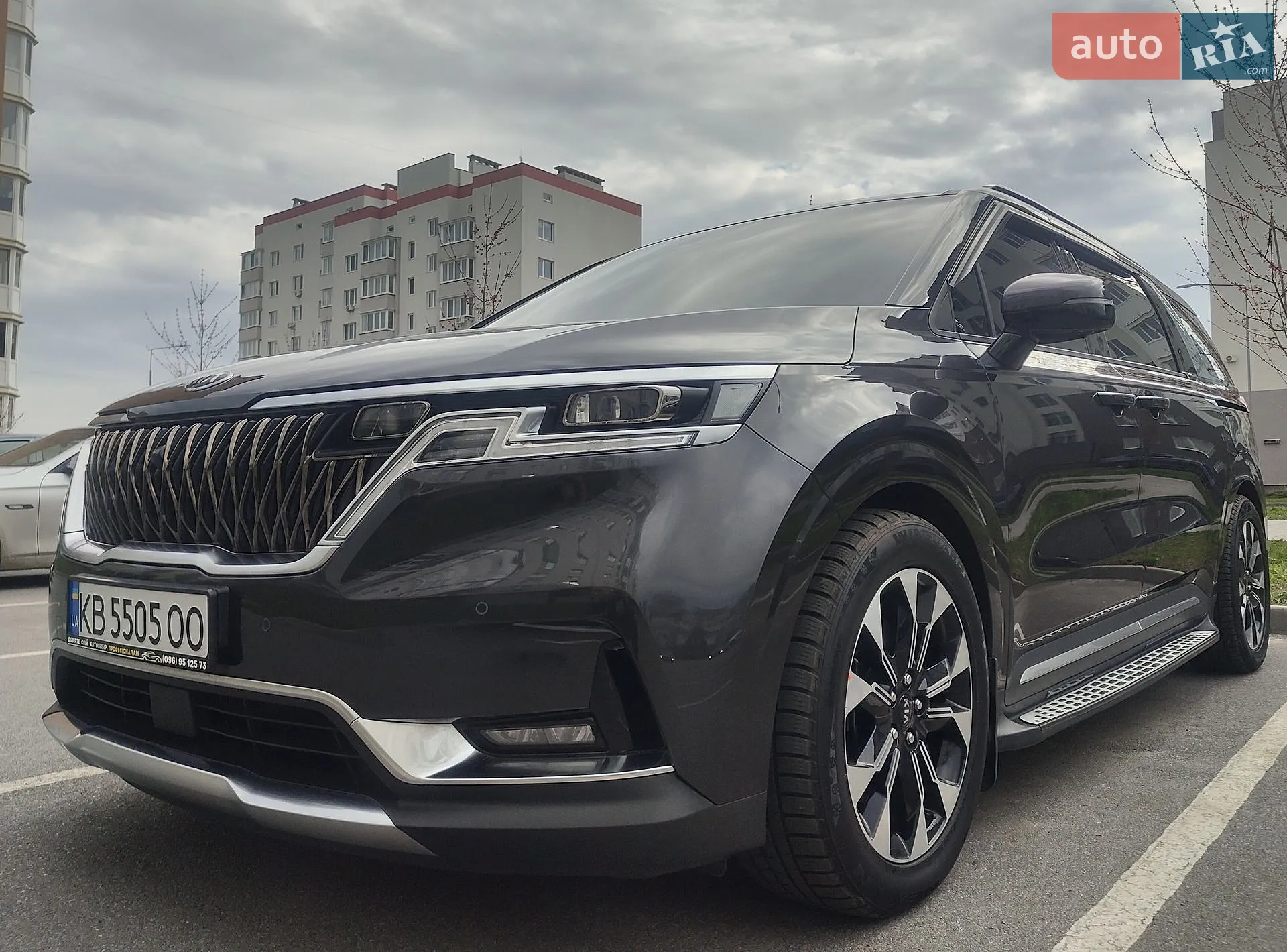 2021 Kia Carnival - мініатюра 3