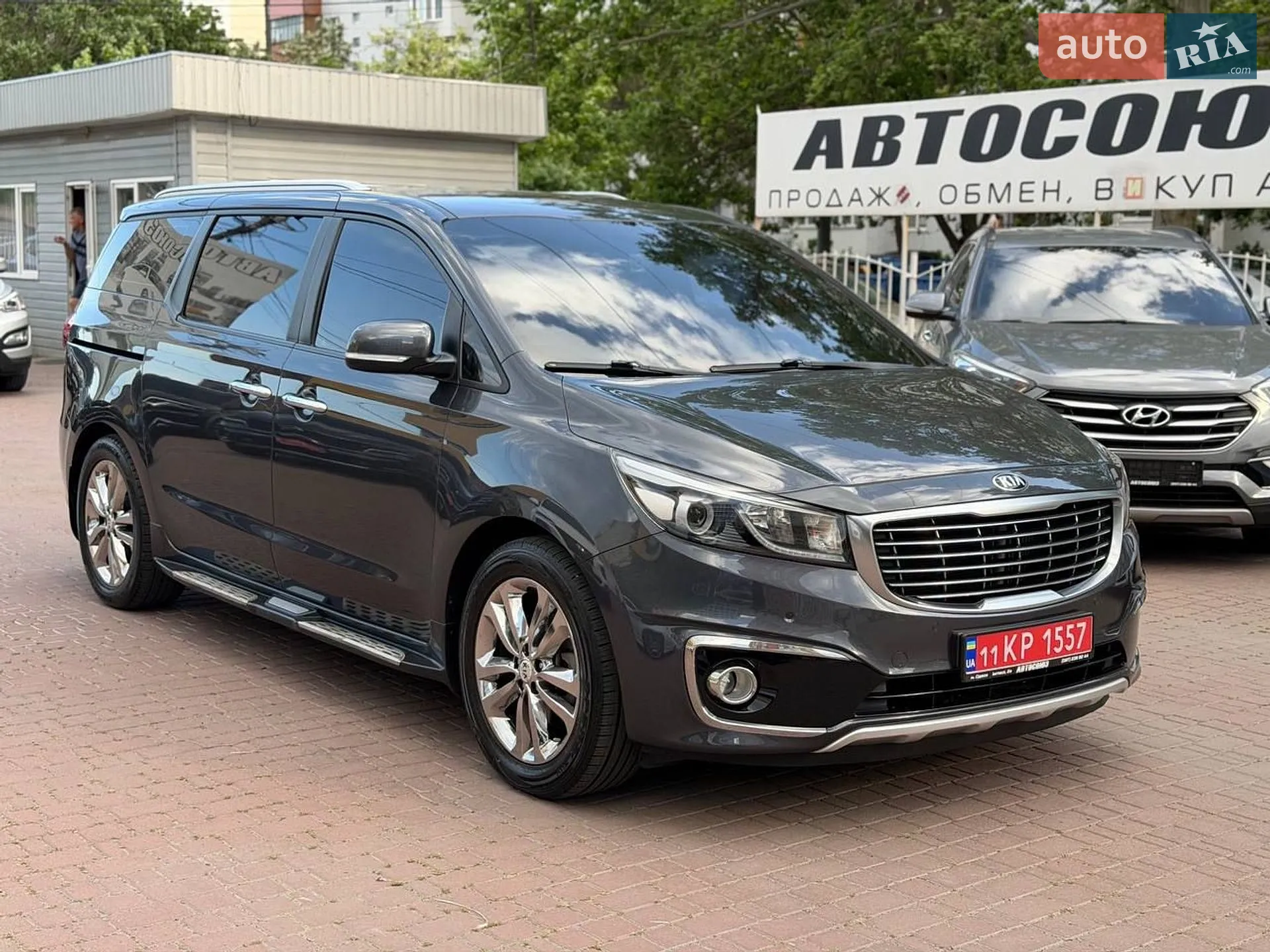 2016 Kia Carnival - мініатюра 4
