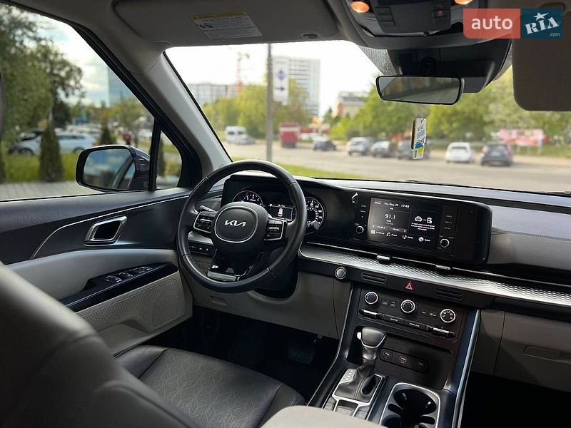 Минивэн Kia Carnival 2023 в Львове фото 22 Минивэн Kia Carnival 2023 в Львове