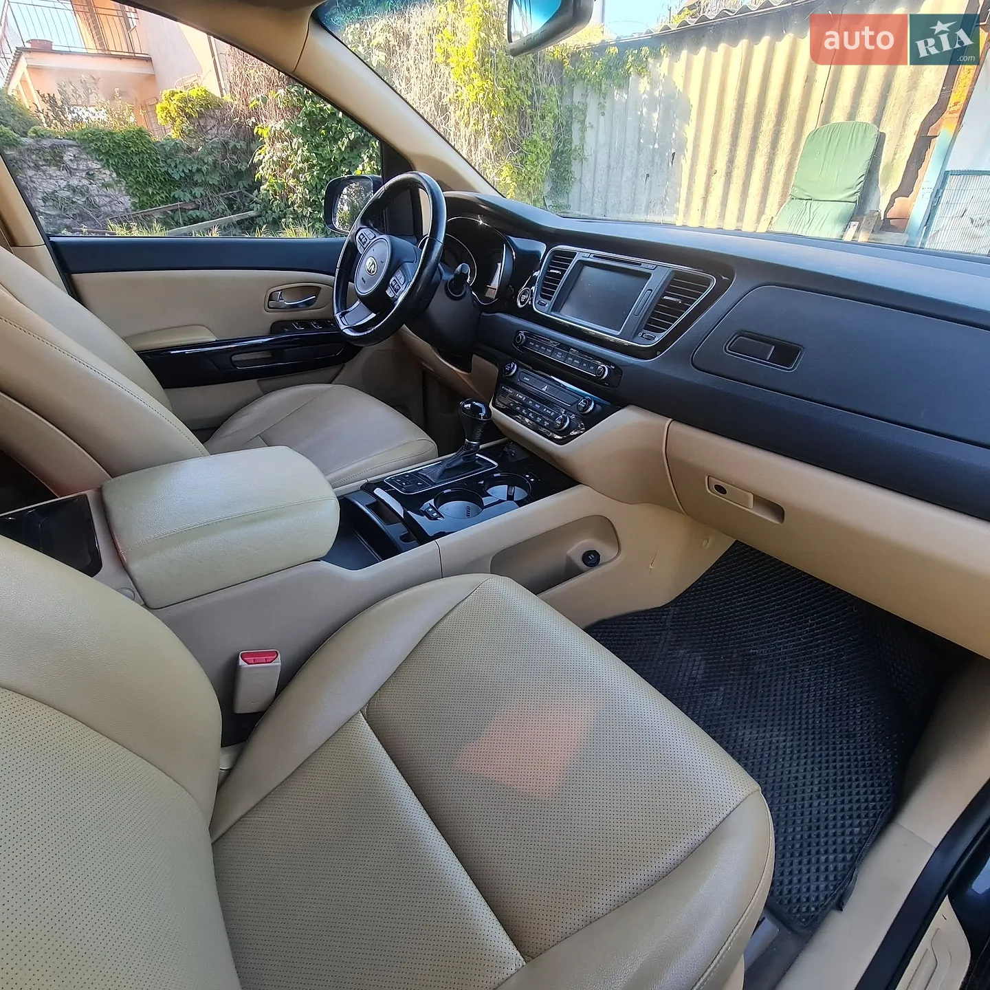 2014 Kia Carnival - мініатюра 6