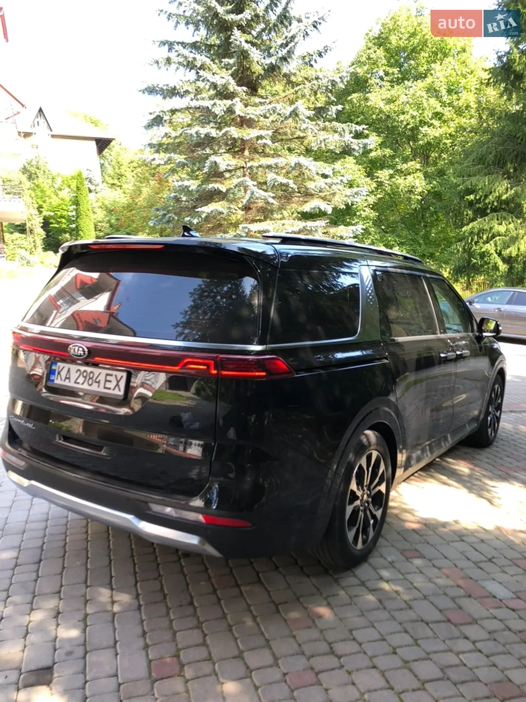 2020 Kia Carnival - мініатюра 2