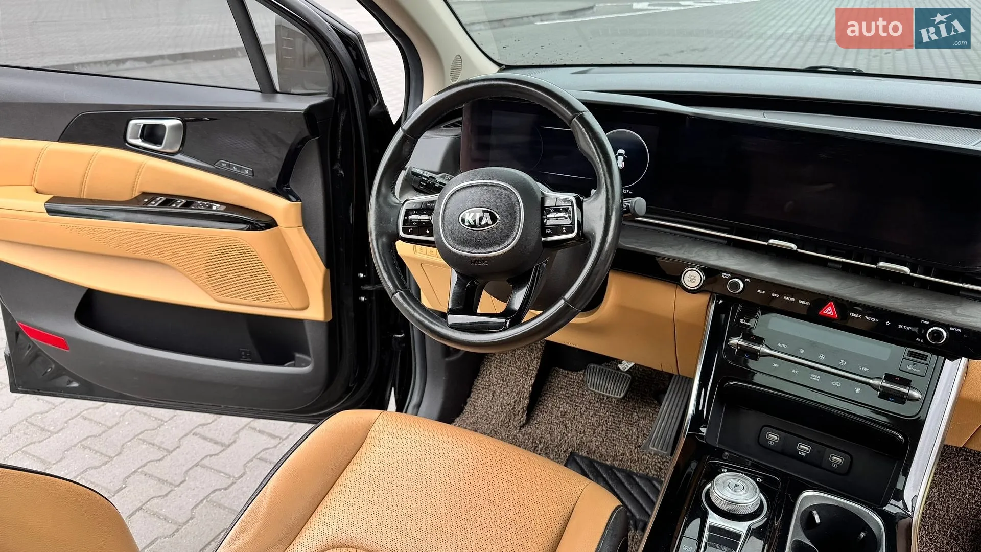 2020 Kia Carnival - мініатюра 13