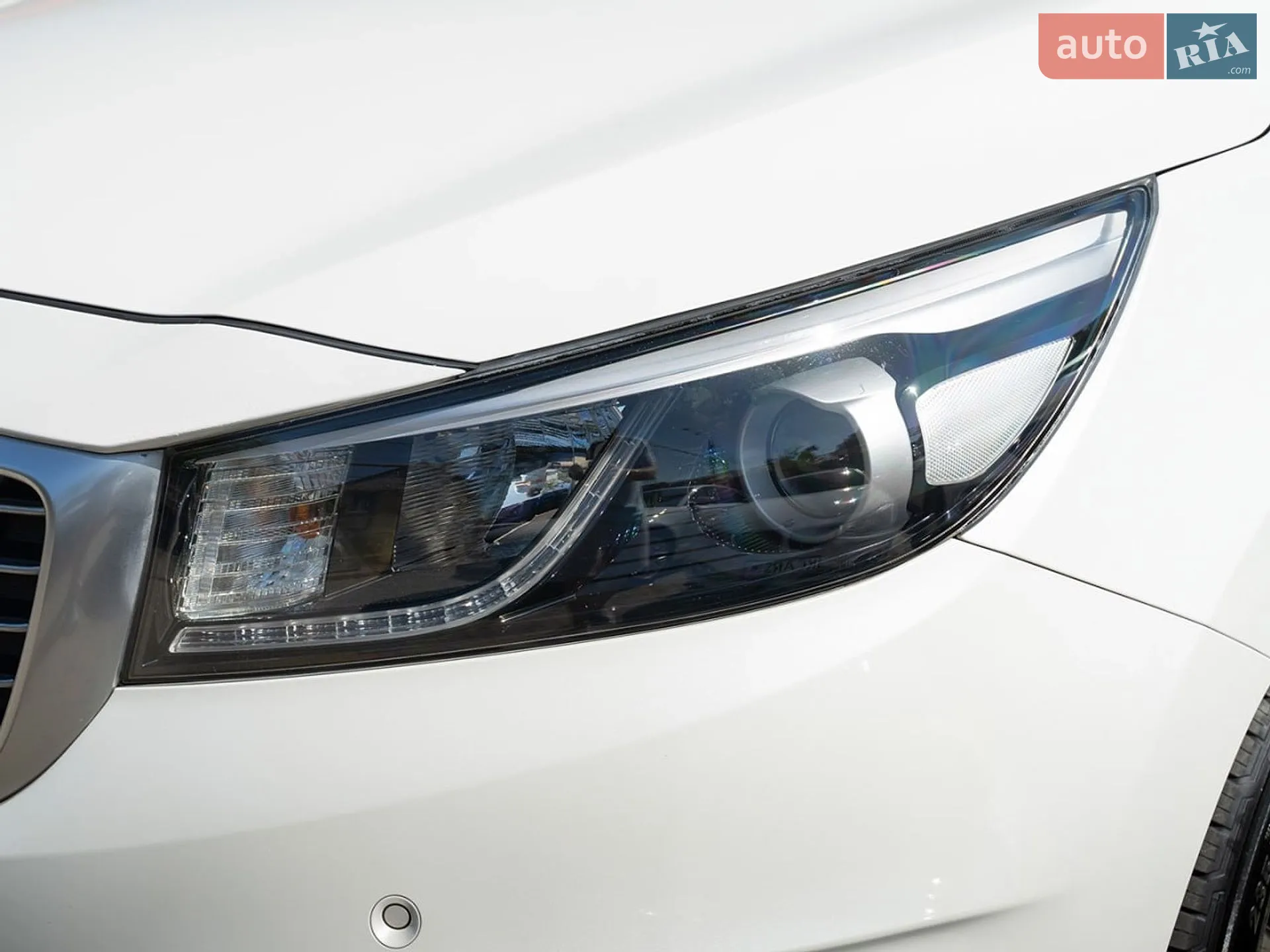 2014 Kia Carnival - мініатюра 7