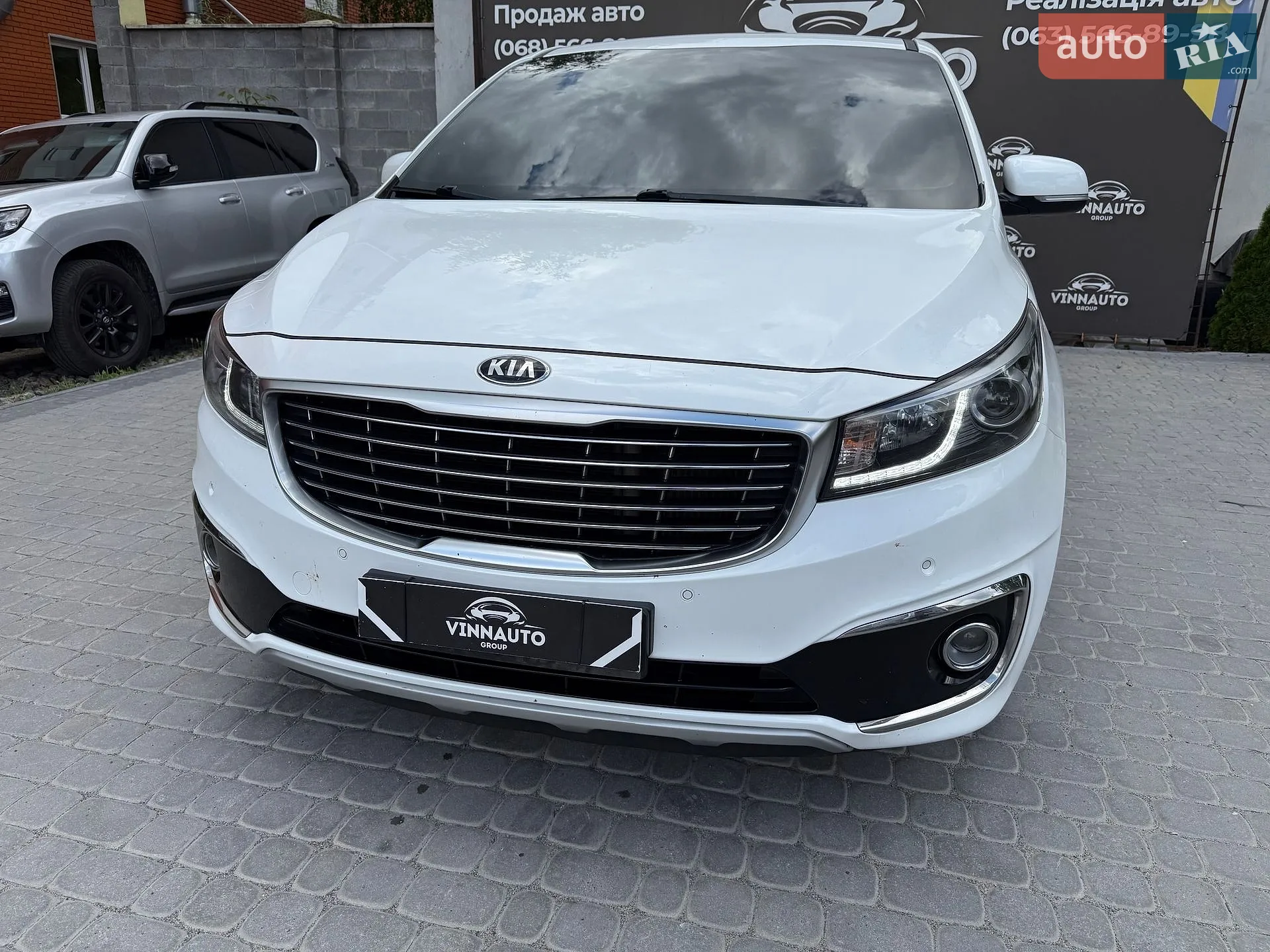 2017 Kia Carnival - мініатюра 20