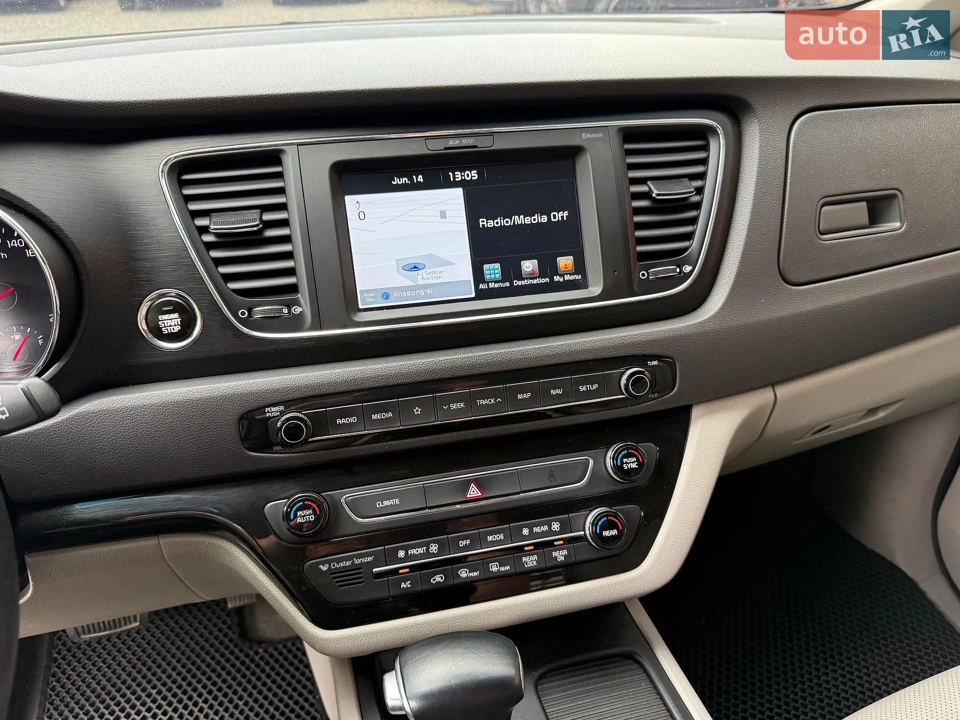 2017 Kia Carnival - мініатюра 67