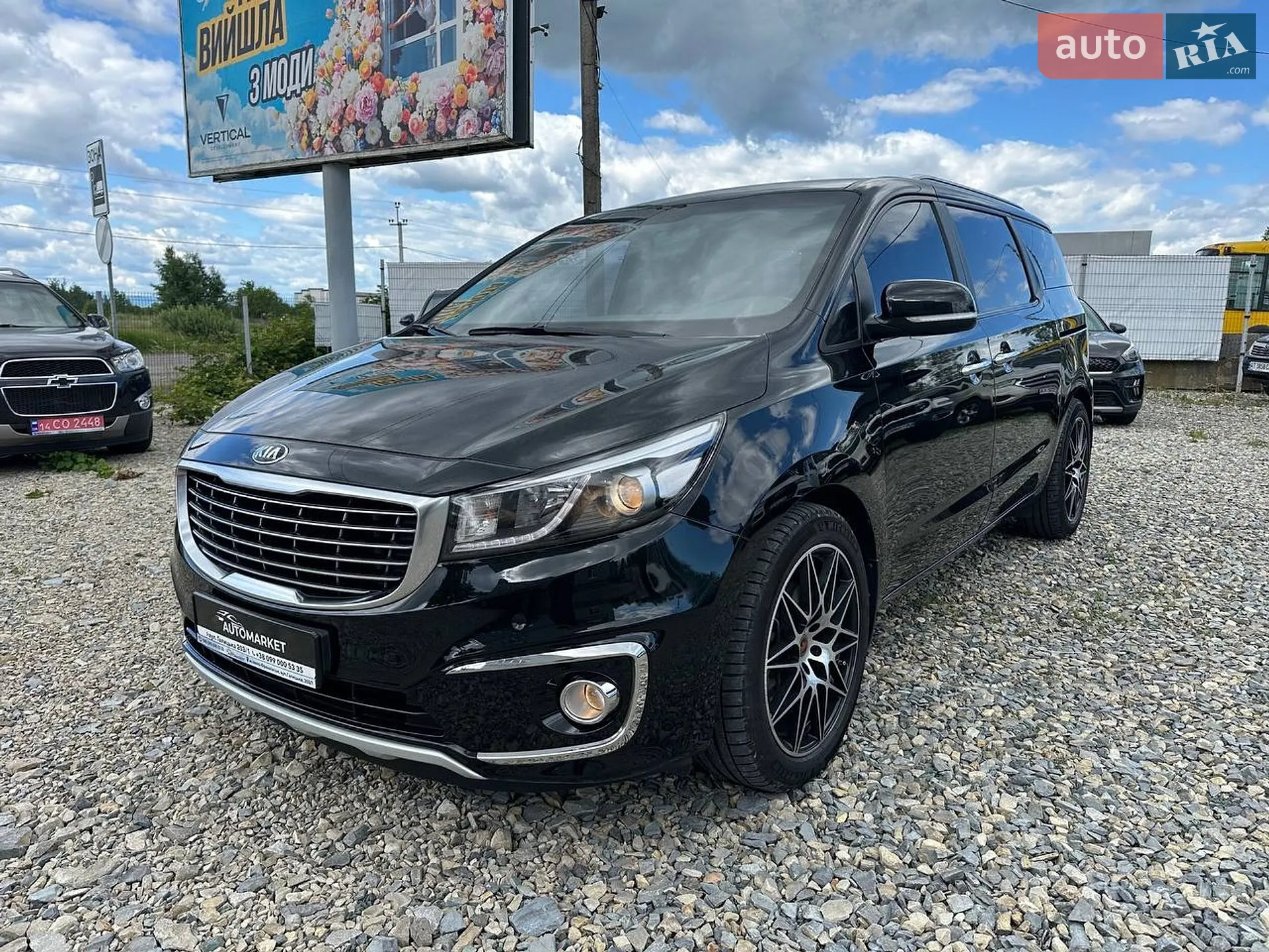 2015 Kia Carnival - мініатюра 2