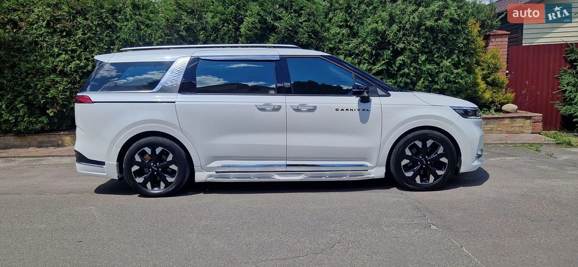 2021 Kia Carnival - мініатюра 8