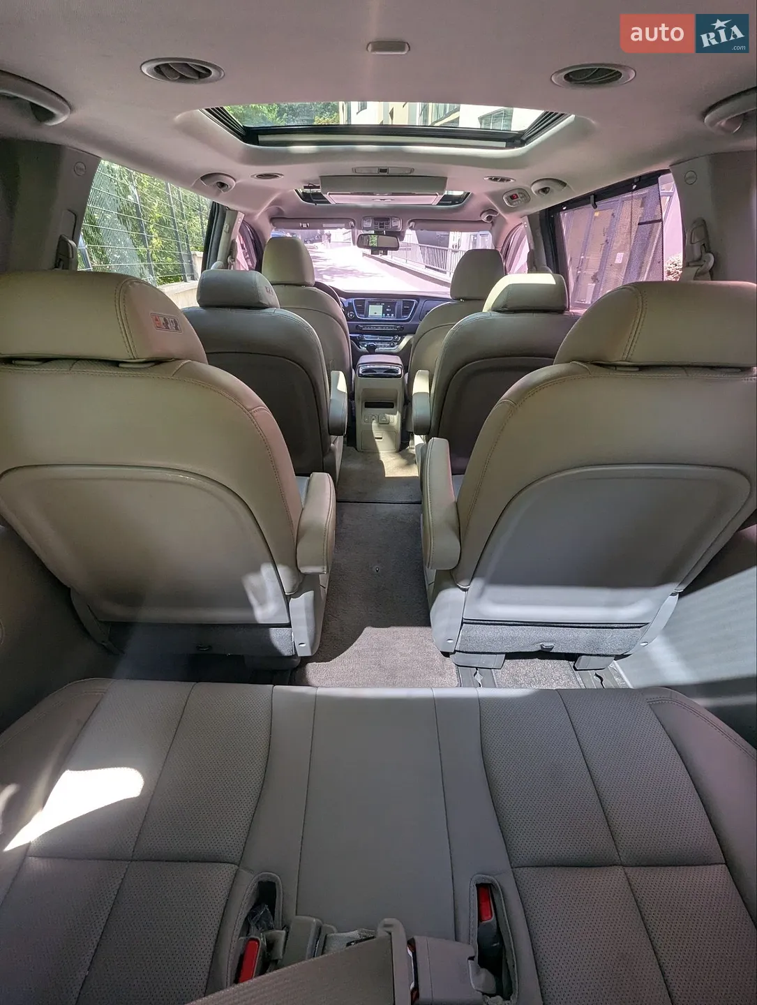 2015 Kia Carnival - мініатюра 37