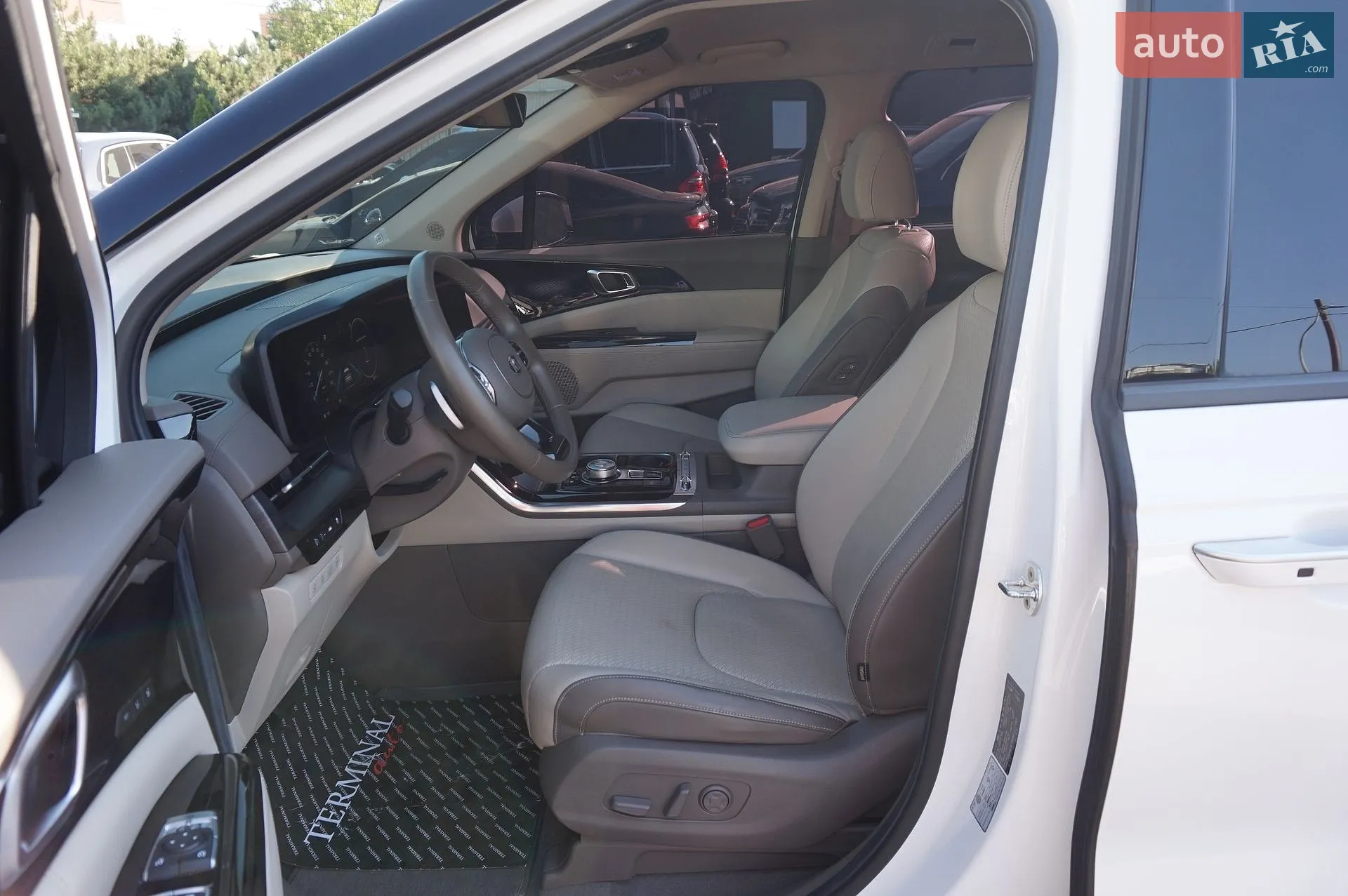 2020 Kia Carnival - мініатюра 20