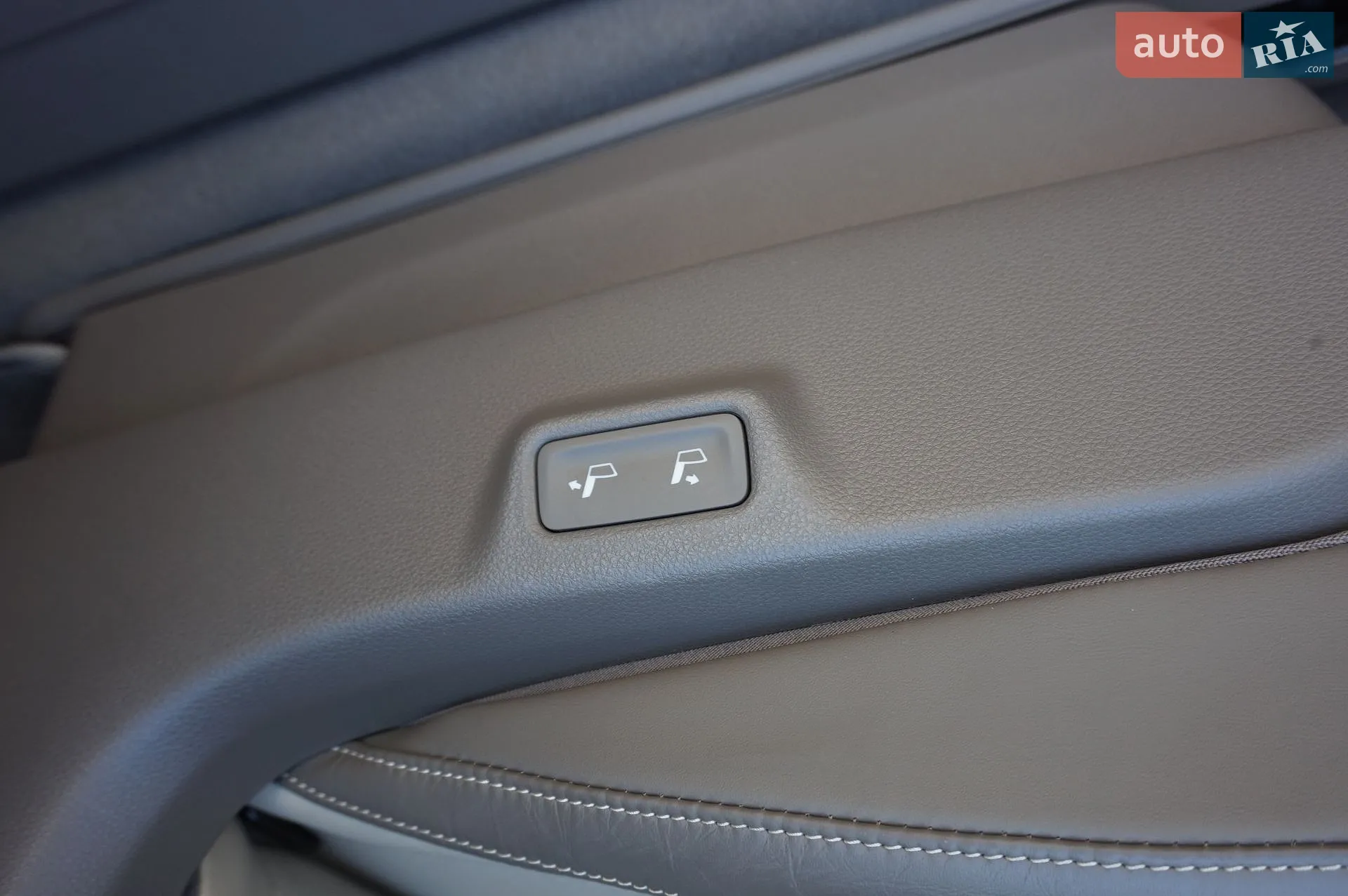 2020 Kia Carnival - мініатюра 25