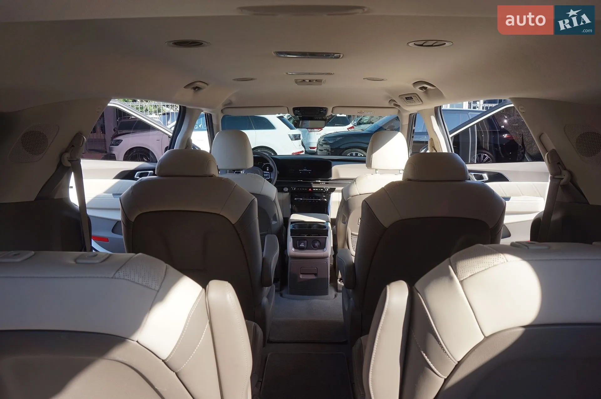 2020 Kia Carnival - мініатюра 43