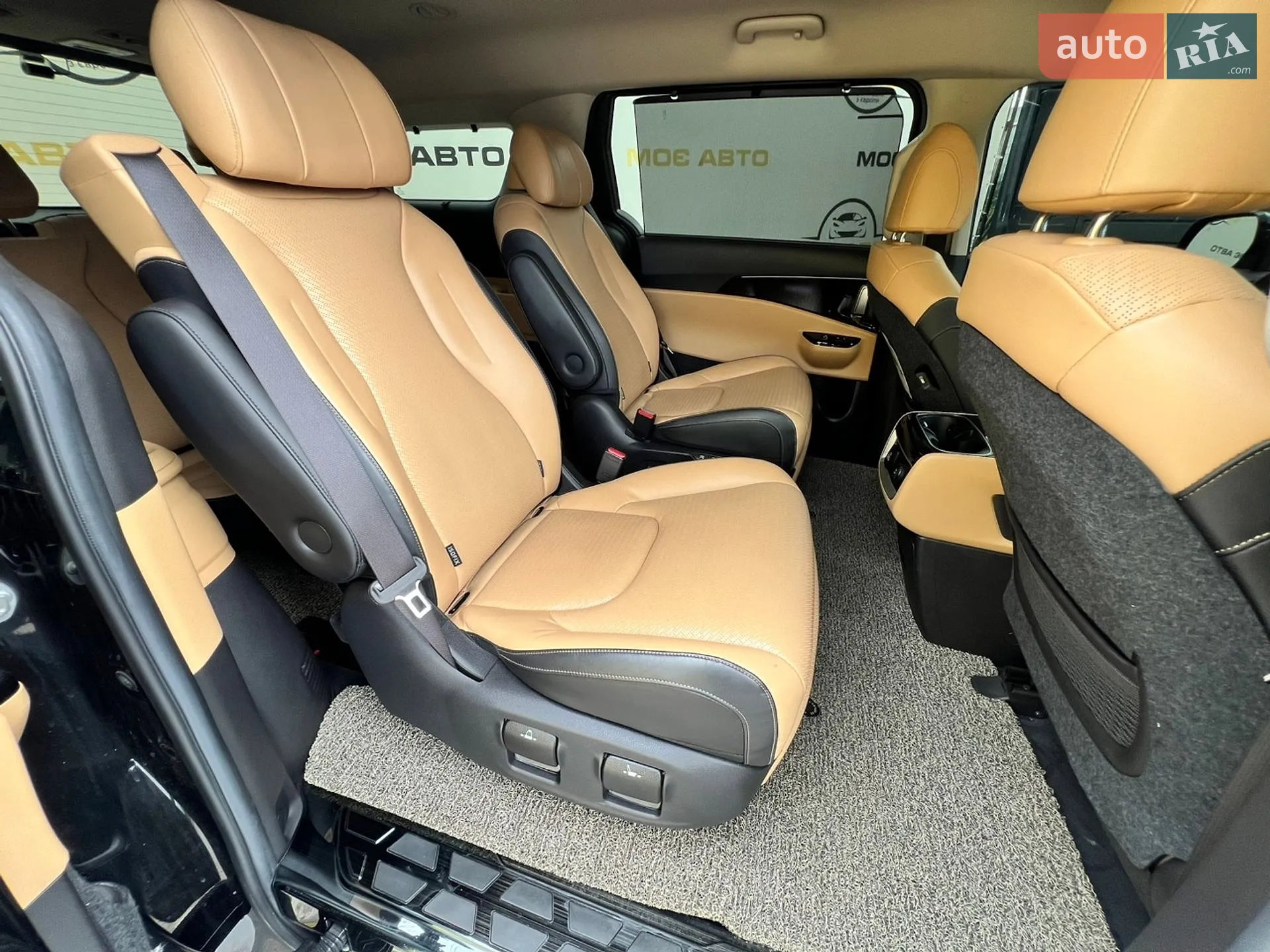 2021 Kia Carnival - мініатюра 15