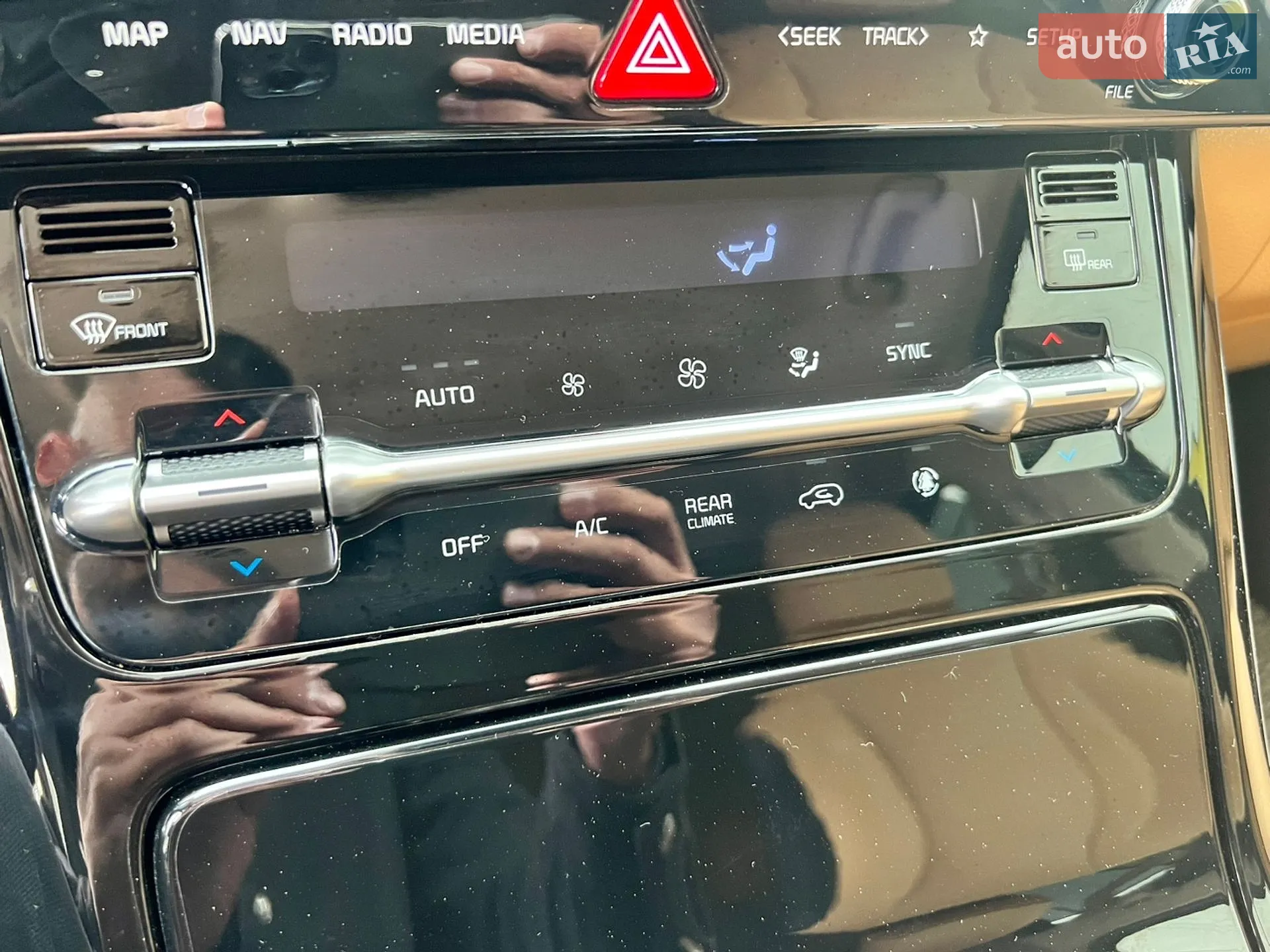 2021 Kia Carnival - мініатюра 25