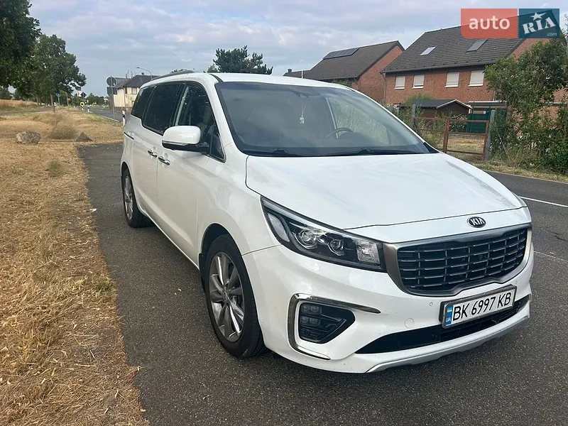 Kia Carnival 2018