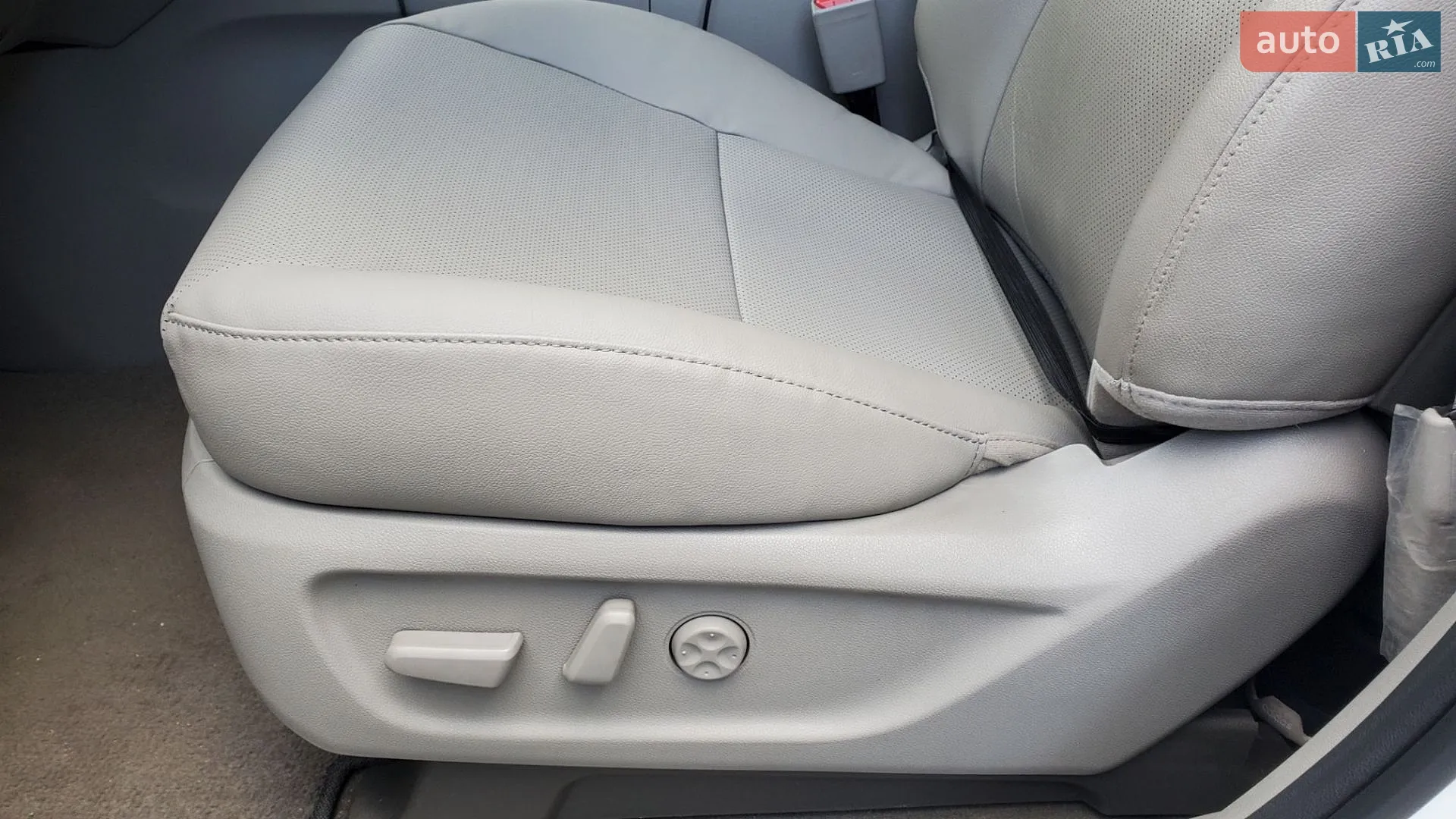 2015 Kia Carnival - мініатюра 58
