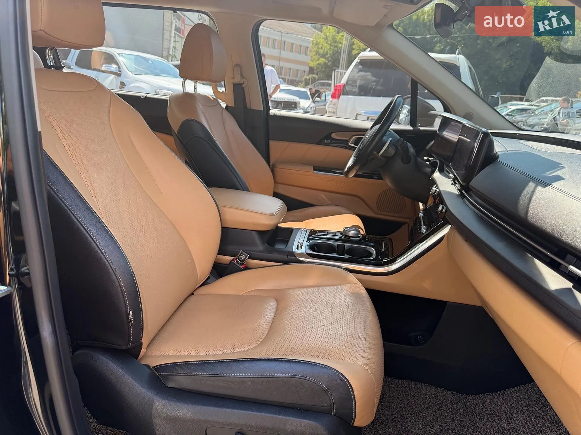 2020 Kia Carnival - мініатюра 41