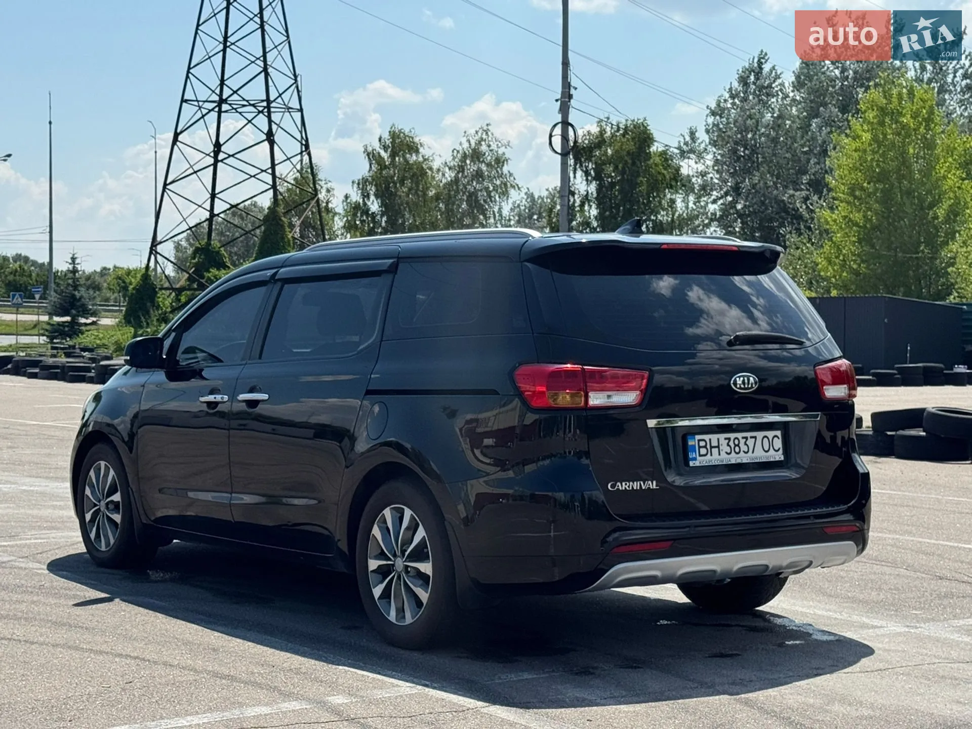 2016 Kia Carnival - мініатюра 4