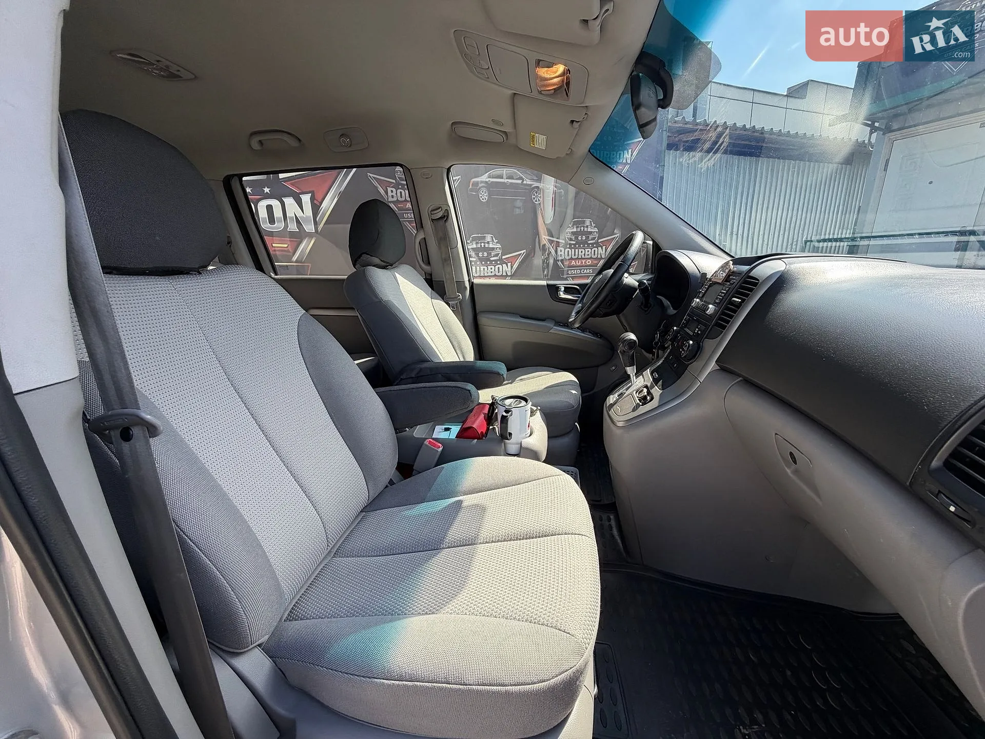 2012 Kia Carnival - мініатюра 30