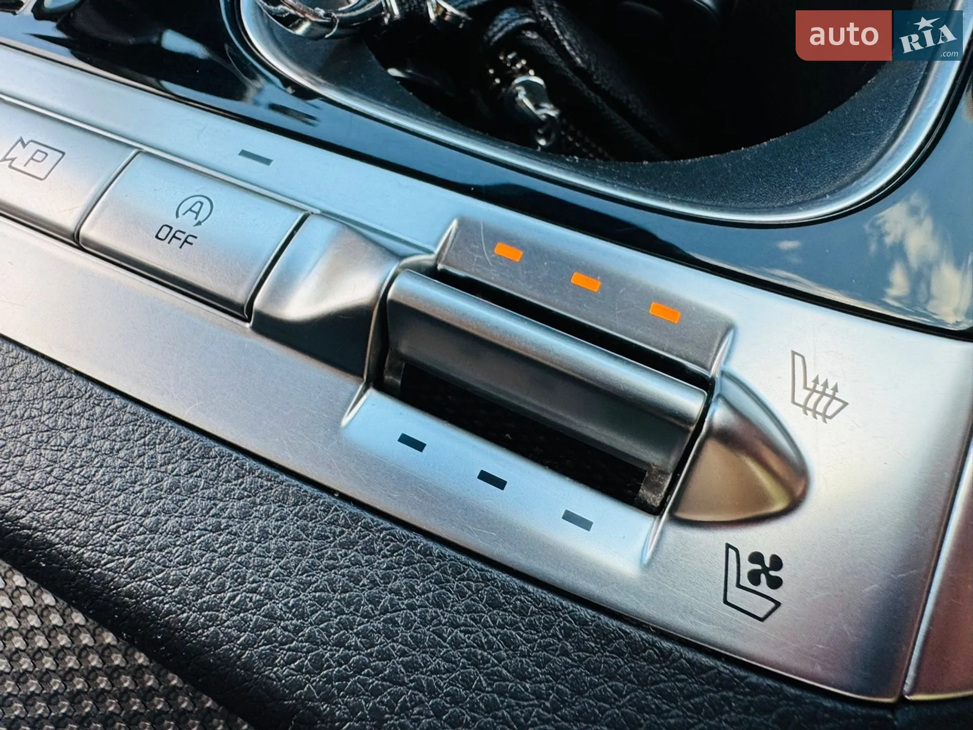 2023 Kia Carnival - мініатюра 5
