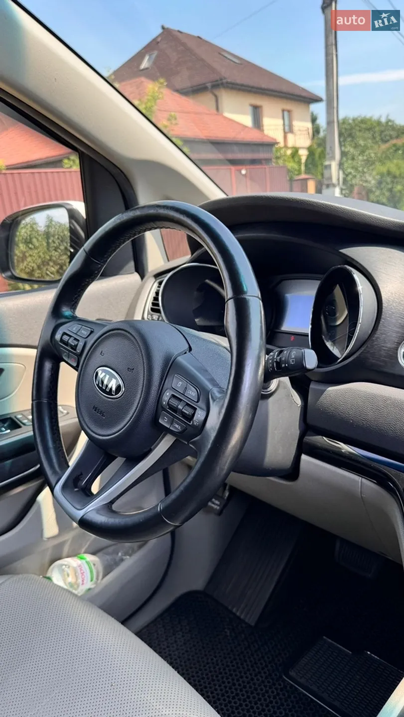 2016 Kia Carnival - мініатюра 23