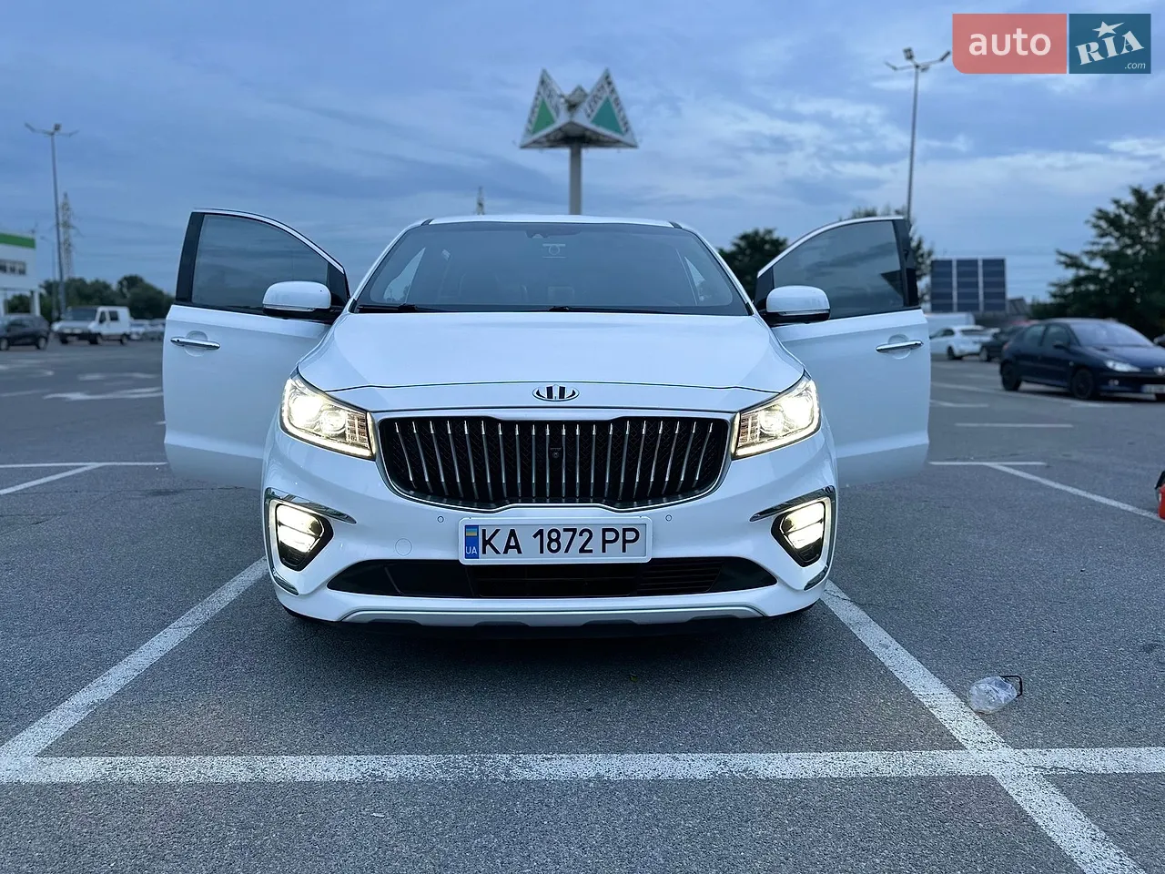 2019 Kia Carnival - мініатюра 54