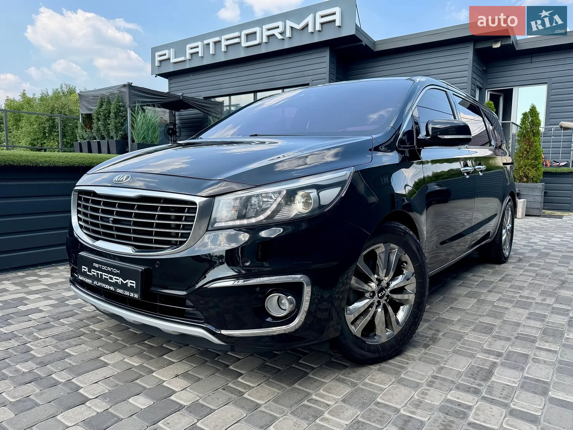 2014 Kia Carnival - фото 1