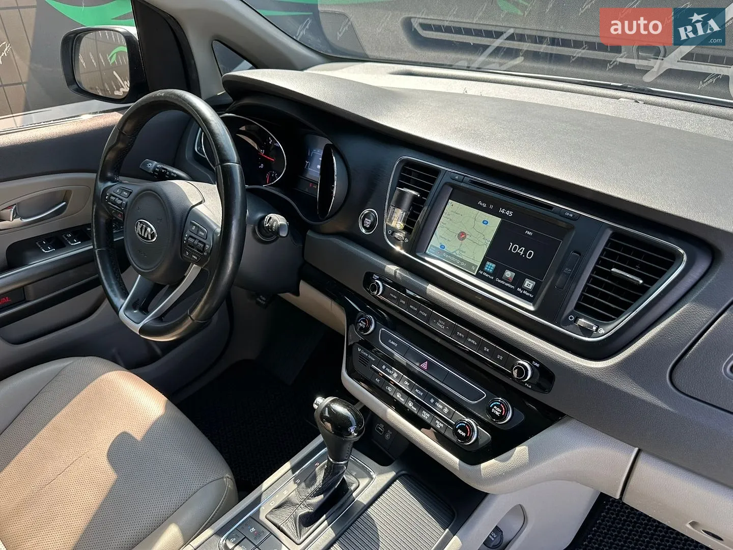 2016 Kia Carnival - мініатюра 29