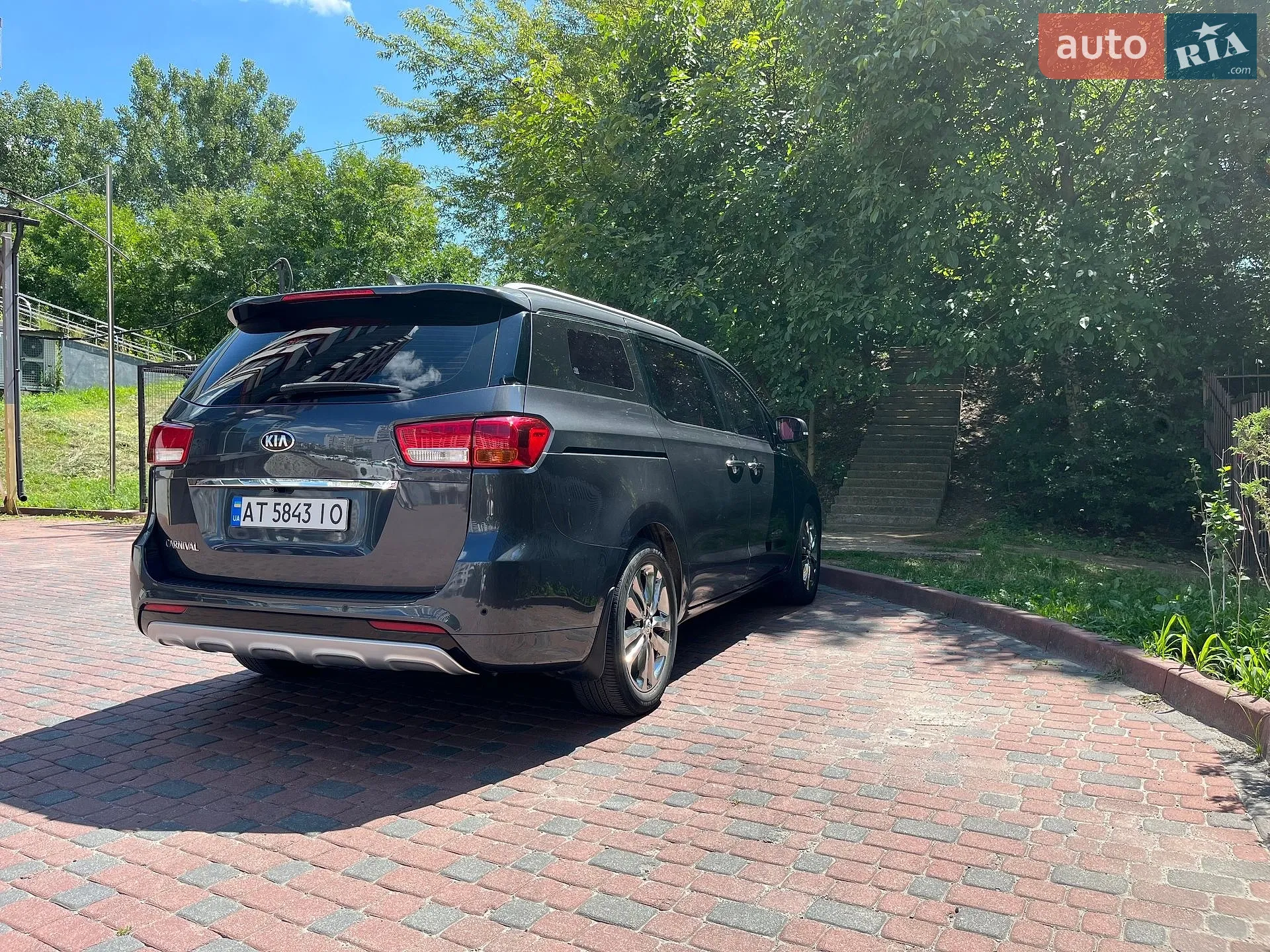 2016 Kia Carnival - мініатюра 6