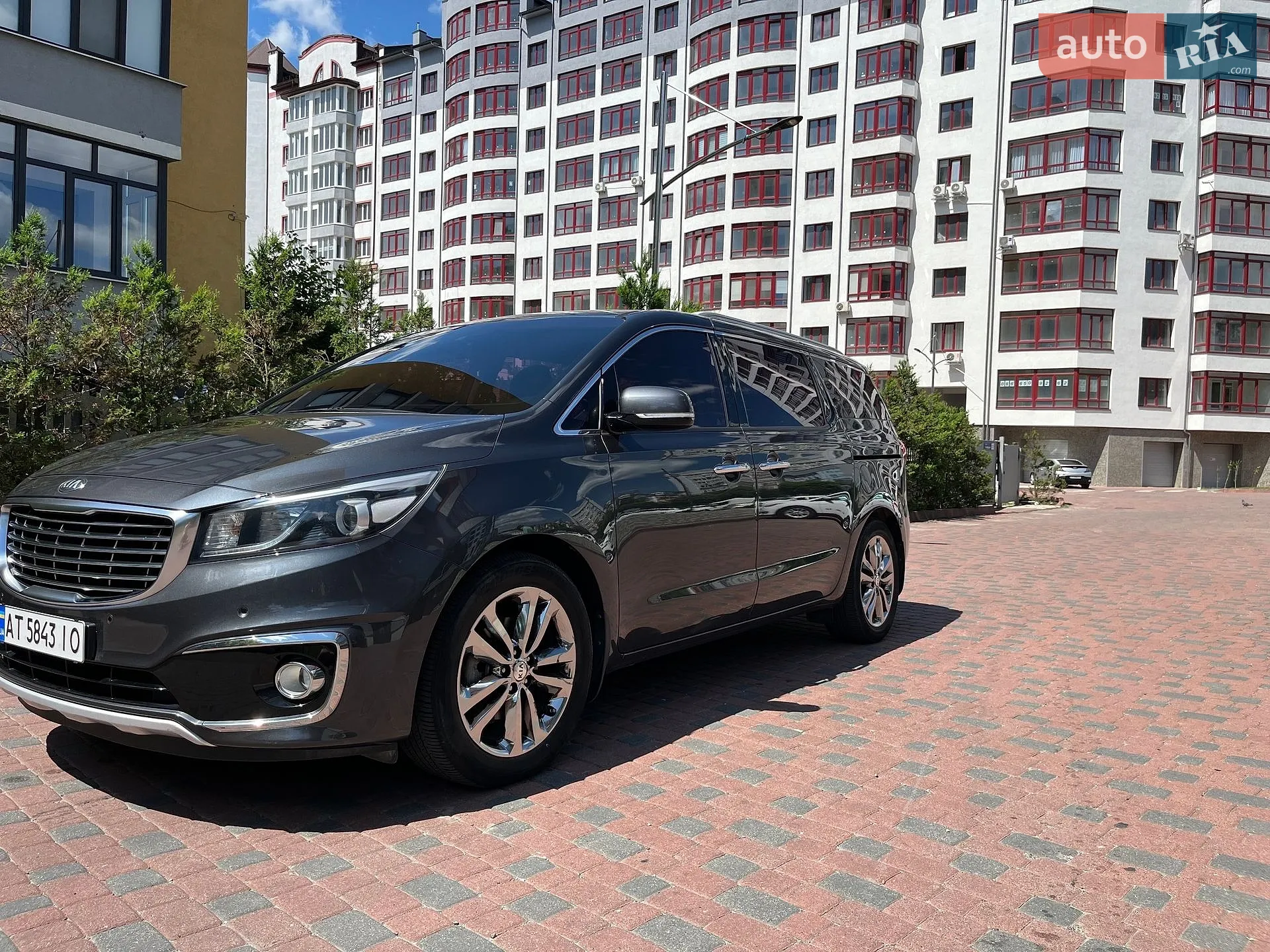 2016 Kia Carnival - мініатюра 9